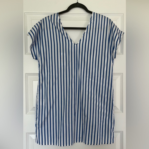 Harshman Blue and White Faux Wrap 100% Cotton Blouse Top - Picture 2 of 7